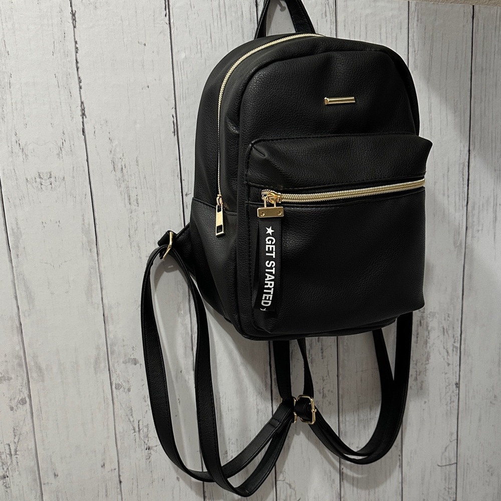Good condition Backpack/Black - Picture 2 of 5